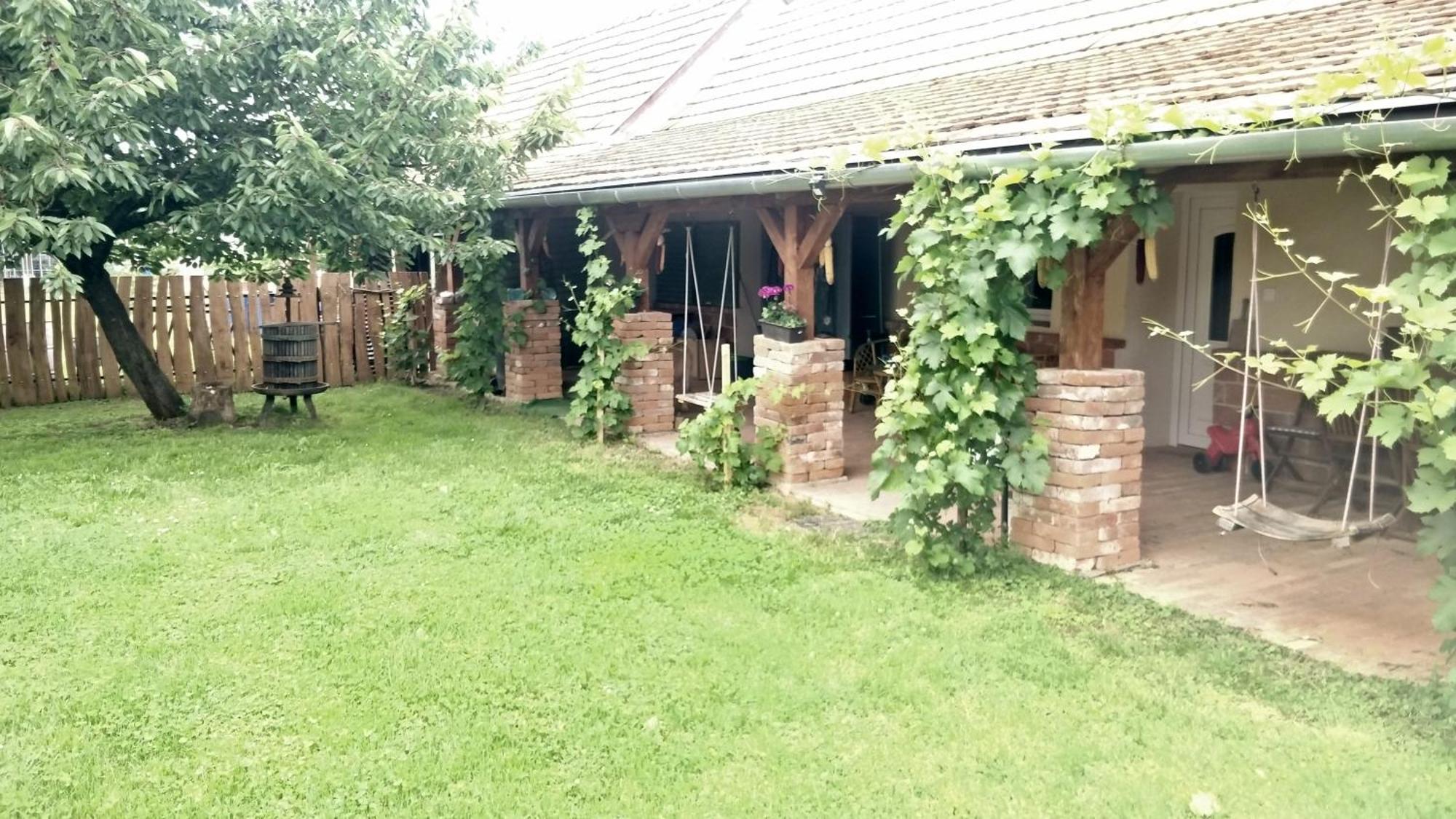 Oereghaz Vendeghaz Daire Lakhegy Dış mekan fotoğraf